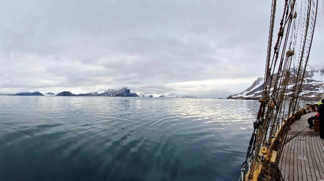 Generał Zaruski dotarł na Spitsbergen